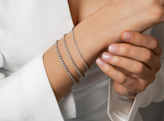 Bracelets with diamonds