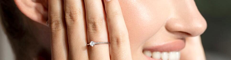In stock - our enagement rings with express delivery