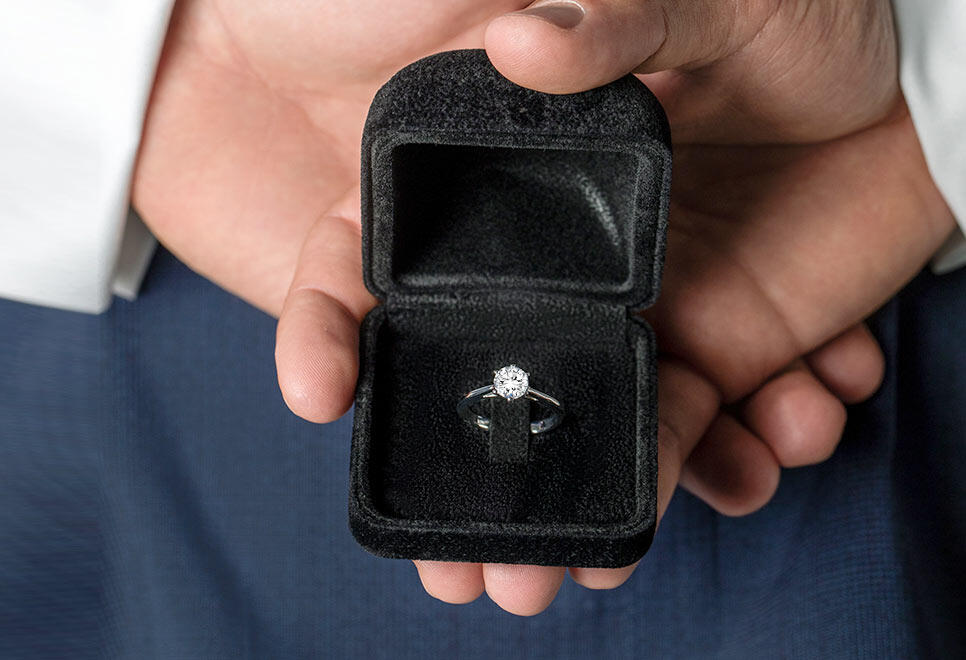 Bestseller engagement rings – over 1.000 happy couples