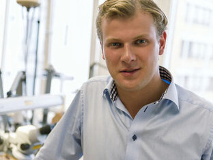 The founding idea: Alexander Scholl, HANDMADE-ENGAGEMENTRINGS.com