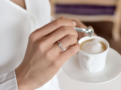 Engagement ring Romance in 14K white gold with diamond 2.50ct H/SI