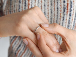 Engagement ring Melody in 14K white gold with diamond 0.05ct H/SI