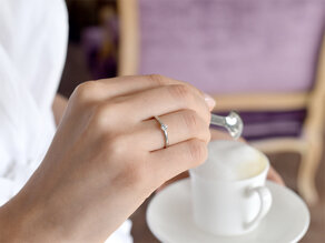Engagement ring Melody in silver 925/- with lab-grown diamond 0.15ct E/VS