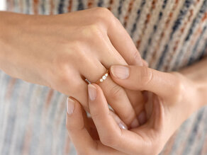 Engagement ring 3 Stones in 14K rosé gold with lab-grown diamonds 0.40ct E/VS