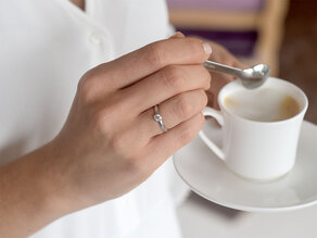 Engagement ring Eternal in 14K white gold with diamond 0.30ct H/SI