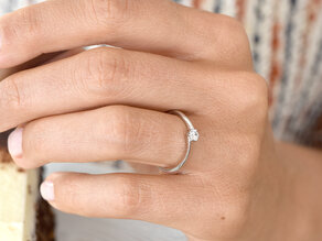 Engagement ring Devotion in 9K white gold with lab-grown diamond 0.25ct E/VS