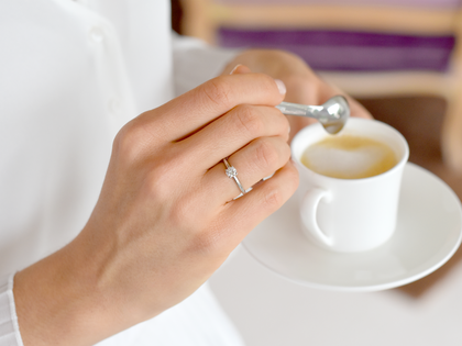 Engagement ring Classic 4 in platinum
