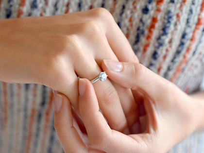 Engagement ring Classic 6 in 14K white gold with lab-grown diamond 1.00ct E/VS