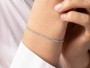 Tennis Bracelet Modern in 18K white gold with 75 natural diamonds 2.02ct G/SI, 17cm