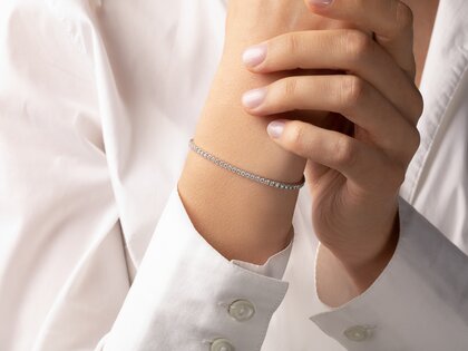 Tennis Bracelet Modern
