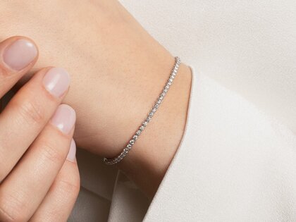 Tennis Bracelet in 18K white gold with 74 diamonds 1.25ct G/SI, 16cm
