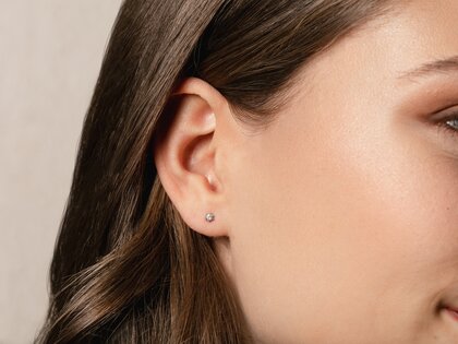 Ear studs Classic 14K white gold diamonds 0.10ct G/SI
