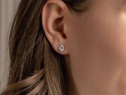 Ear studs Diamond Drop in 9K white gold with diamonds 2.00ct G/SI