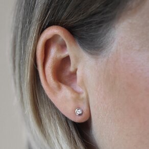 Studs Eternal Lab-grown diamond in 14K white gold with lab-grown diamonds 0.20ct E/VS