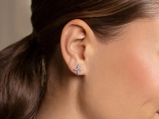 Ear studs Flower