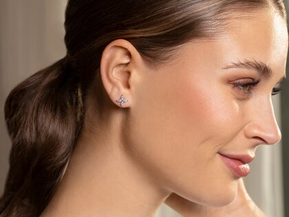 Studs Flower Lab-grown diamond in 9K yellow gold with lab-grown diamonds 0.64ct E/VS