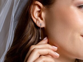 Ear studs Leon