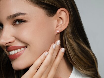 Ear studs Modern in 14K yellow gold with diamonds 0.20ct G/SI
