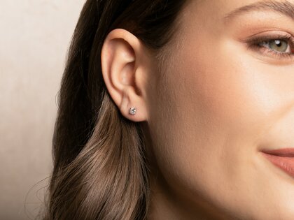 Ear studs Modern in 9K yellow gold with diamonds 0.50ct G/SI