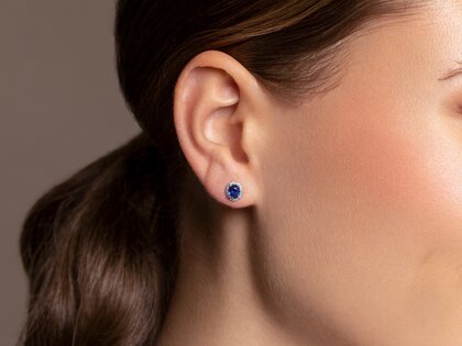 Earrings Windsor in 14K yellow gold with sapphires 1.20ct and diamonds 0.10ct