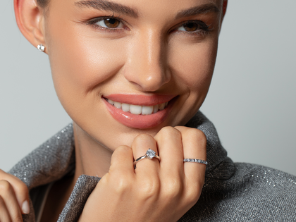 Engagement ring Trinity in 14K white gold polished
