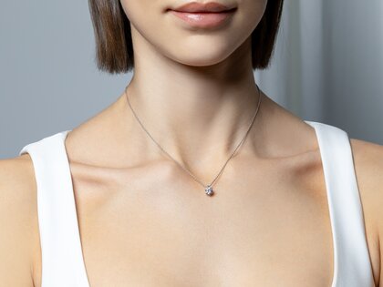 Pendant Classic Lab-grown diamond in 9K yellow gold with lab-grown diamond 1.00ct E/VS