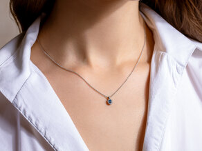 Pendant Jolie in 14K white gold with sapphire 0.25ct and diamonds 0.07ct