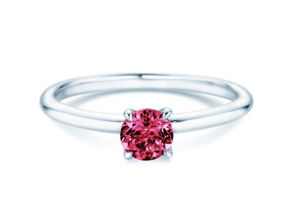 Birthstone ring Classic 4 January in 14K white gold with garnet 0.50ct