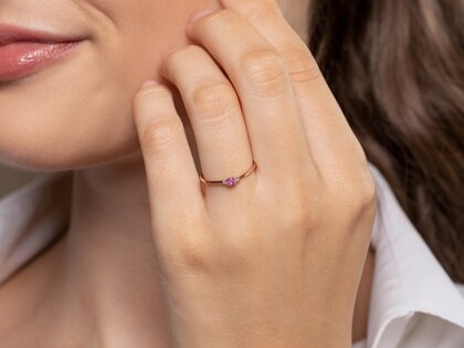 Birthstone ring Vivid Petite October in 14K yellow gold with pink tourmaline 0.09ct and diamonds 0.02ct