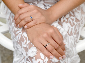 Engagement ring Jolie in 18K white gold with sapphire 0.25ct and diamonds 0.06ct