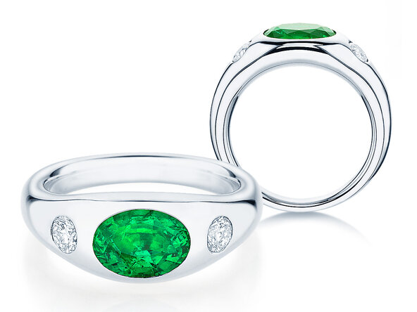 Engagement ring Three-Stone Signet in 9K white gold with emerald 1.35ct and natural diamonds 0.30ct