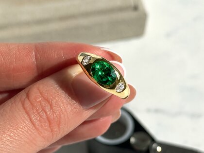 Engagement ring Three-Stone Signet in 9K white gold with emerald 1.35ct and natural diamonds 0.30ct