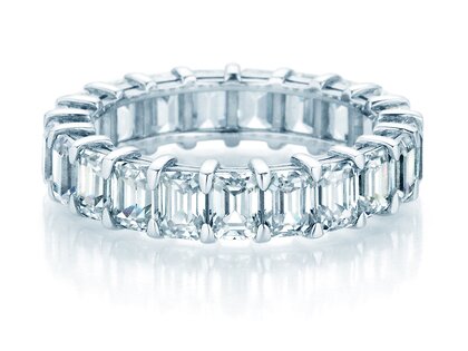 Engagement ring Emerald Cut Eternity in 9K white gold with lab-grown diamonds 2.00ct E/VS