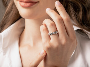 Engagement ring Full of Hearts in 14K white gold with lab-grown diamonds 3.00ct E/VS