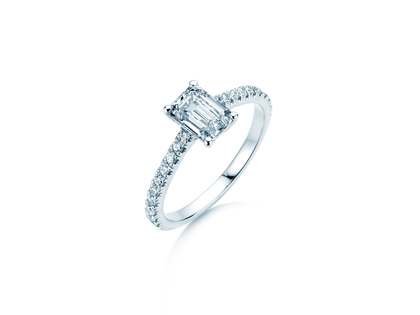 Engagement ring Emerald Pavé in white gold