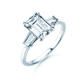 Engagement ring Emerald Tapered Baguette Lab-grown diamond