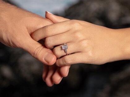 Engagement ring Emerald Tapered Baguette Lab-grown diamond