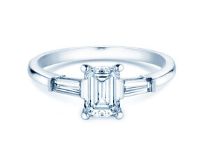 Engagement ring Emerald Tapered Baguette in 14K white gold with lab-grown diamonds 0.41ct E/VS