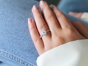 Engagement ring Halo Cushion Pavé in 14K white gold with diamonds 1.30ct G/SI