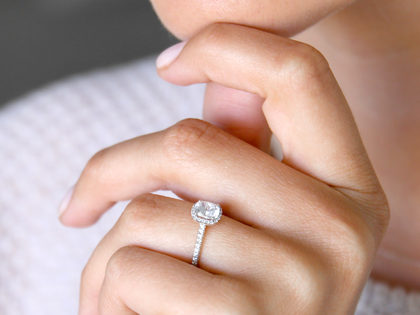 Engagement ring Halo Cushion Pavé in 14K white gold with diamonds 1.30ct G/SI