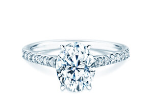 Engagement ring Oval Hidden Halo Pavé in 14K white gold with lab-grown diamonds 0.50ct E/VS