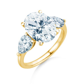 Engagement ring Oval Pear Cut in 9K yellow gold with lab-grown diamonds 0.49ct E/VS