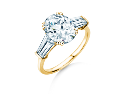 Engagement ring Oval Tapered Baguette in 9K yellow gold with lab-grown diamonds 0.41ct E/VS