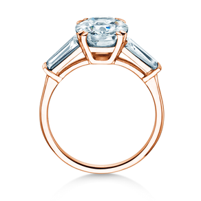 Engagement ring Oval Tapered Baguette in 9K rosé gold with lab-grown diamonds 0.70ct E/VS