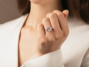 Engagement ring Oval Tapered Baguette in 9K yellow gold with lab-grown diamonds 0.41ct E/VS