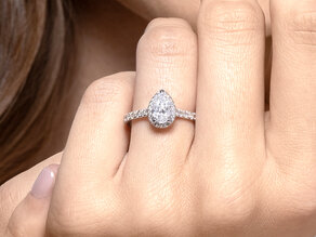 Engagement ring Pear Halo Pavé in 9K white gold with diamonds 0.58ct G/SI