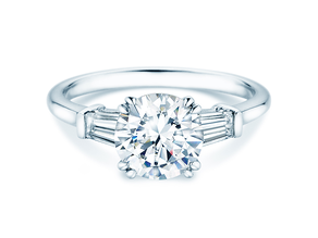 Engagement ring Brilliant Tapered Baguette  in 14K white gold with diamonds 0.41ct G/SI