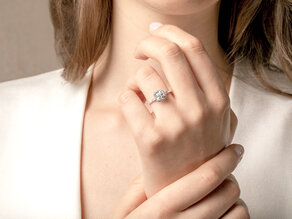 Engagement ring Pure Life in 9K yellow gold with lab-grown diamonds 0.61ct E/VS