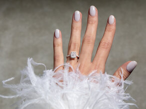 Engagement ring Radiant Halo Pavé in 14K white gold with lab-grown diamonds 2.02ct E/VS