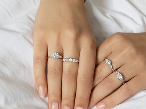 Engagement ring 9 Diamonds in rose gold